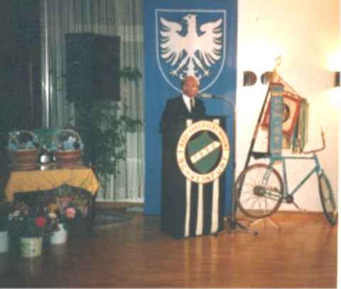 1. Vorstand Ph. Zimmermann bei seiner Festrede.
