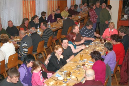 Schlachtschüssel Gasthaus Vier Jahreszeiten Forst 2010