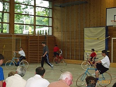 Fotos Radball Jugend Turnier 2003