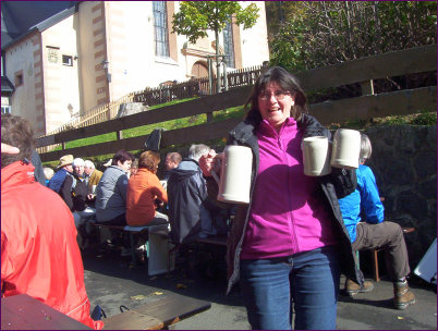 Frau Stein und Kreuzbergbier